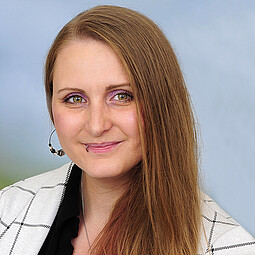 Corinna-Petra Tiefenbacher Corinna-Petra Tiefenbacher
