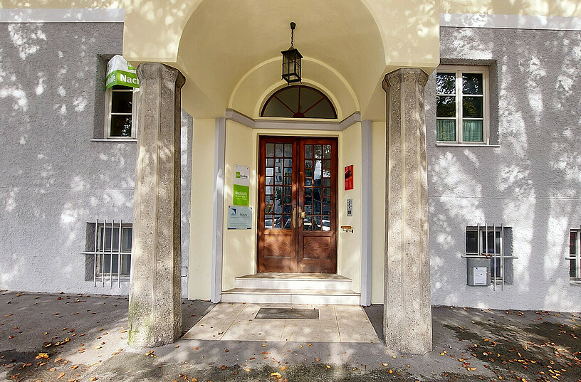 Eingang LernQuadrat Nachhilfe 5020 Salzburg Mayburgerkai