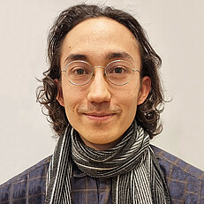 Akio Friesacher
