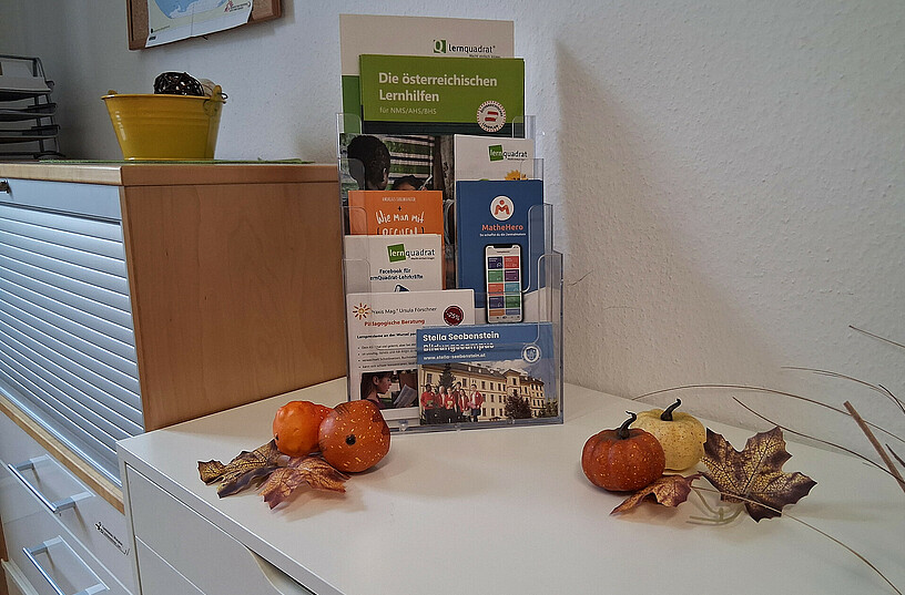 Infomaterial LernQuadrat Nachhilfe 2620 Neunkirchen