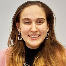 Hannah Imara Oitzl
