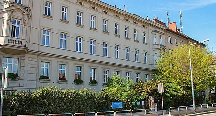 Außenansicht LernQuadrat Nachhilfe 1130 Wien Hietzing