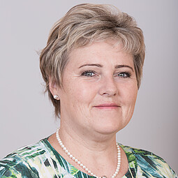 Regina Bauer Regina Bauer