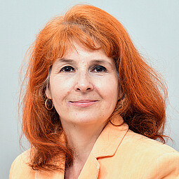 Mag. Susanne Steinbach
