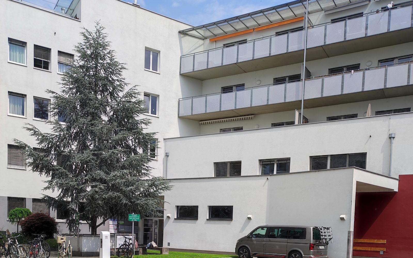 LernQuadrat 8042 Graz – Eingang